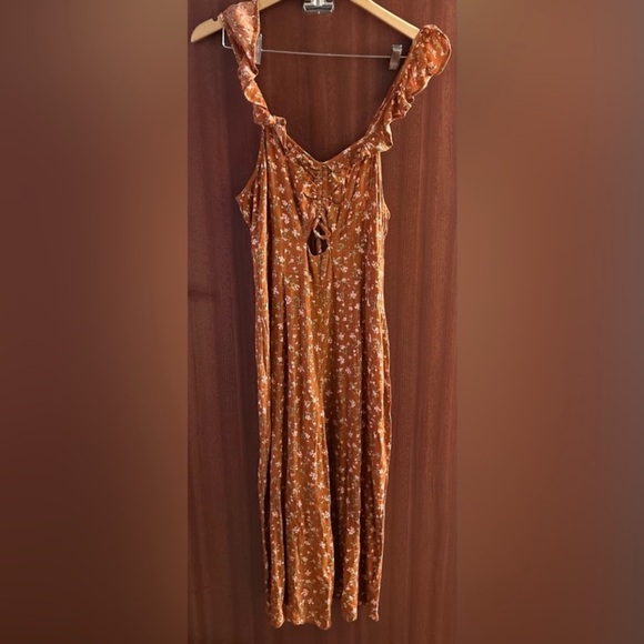 Derek Heart Orange Jumpsuit with Sweetheart Neckline - Picture 2 of 5